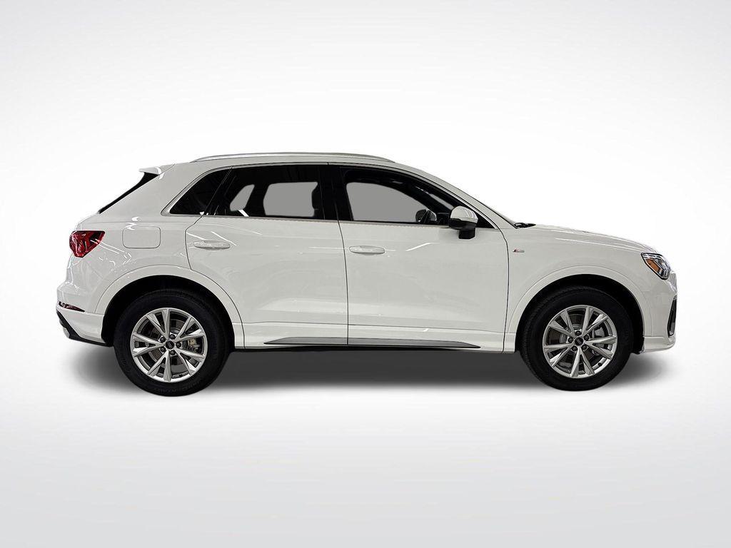 new 2025 Audi Q3 car, priced at $42,105