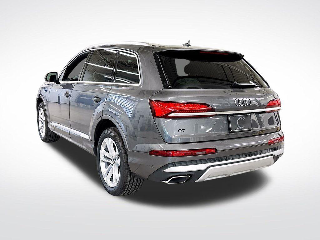 new 2025 Audi Q7 car, priced at $63,800