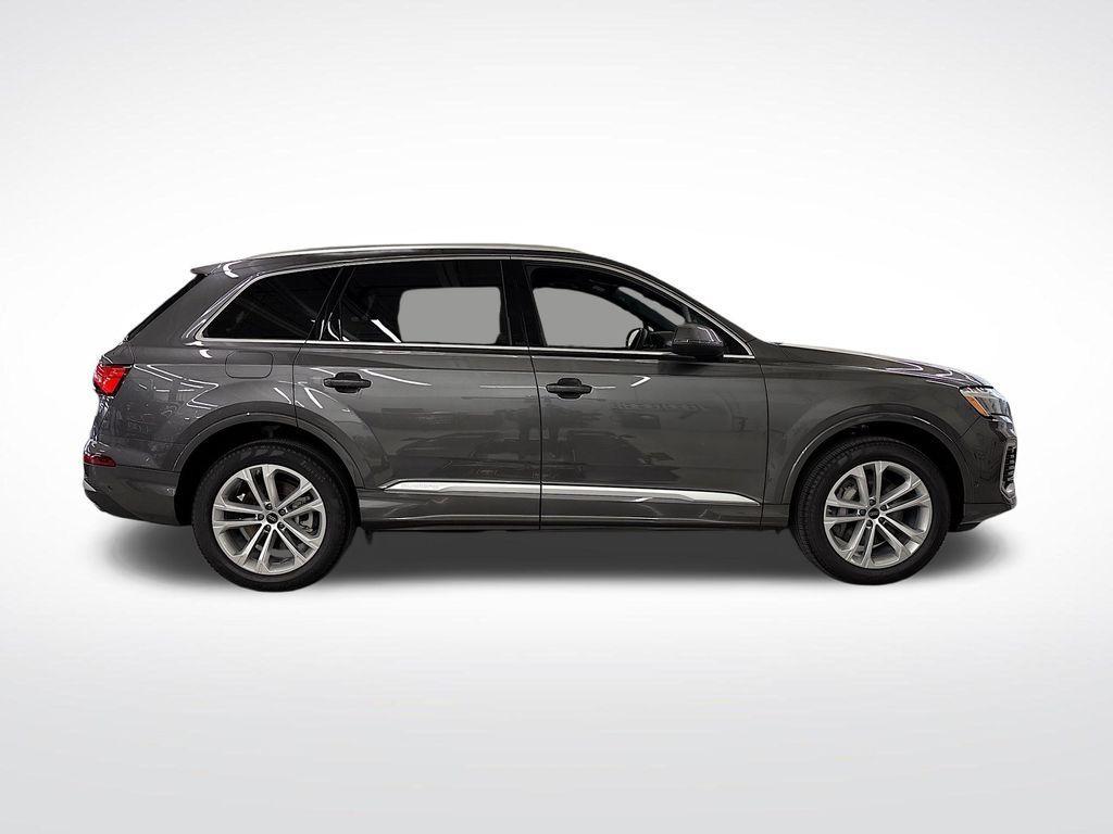 new 2025 Audi Q7 car, priced at $63,800