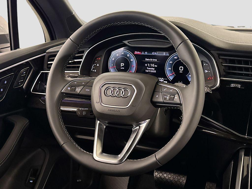 new 2026 Audi Q7 car, priced at $78,140