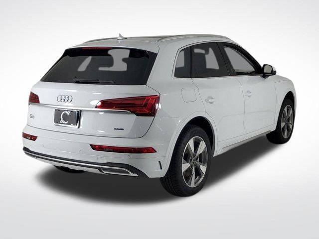 new 2025 Audi Q5 car, priced at $50,610