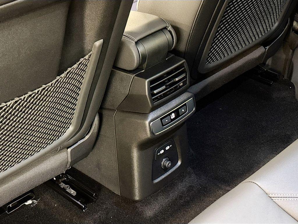 new 2025 Audi Q4 e-tron car, priced at $59,785