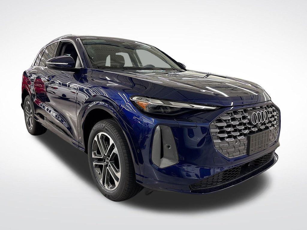 new 2025 Audi Q5 car, priced at $54,660
