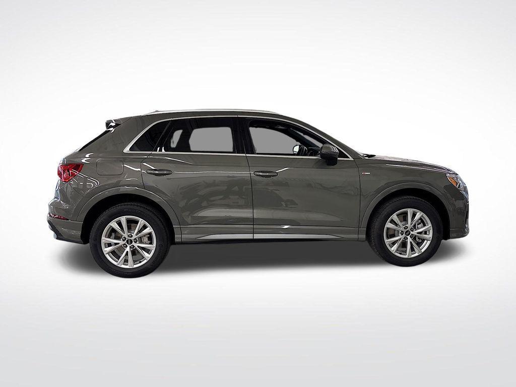 new 2025 Audi Q3 car, priced at $45,200