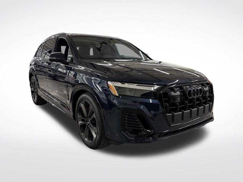 new 2025 Audi Q7 car, priced at $73,805