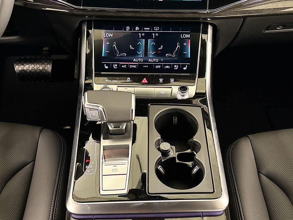 new 2025 Audi Q7 car, priced at $73,805