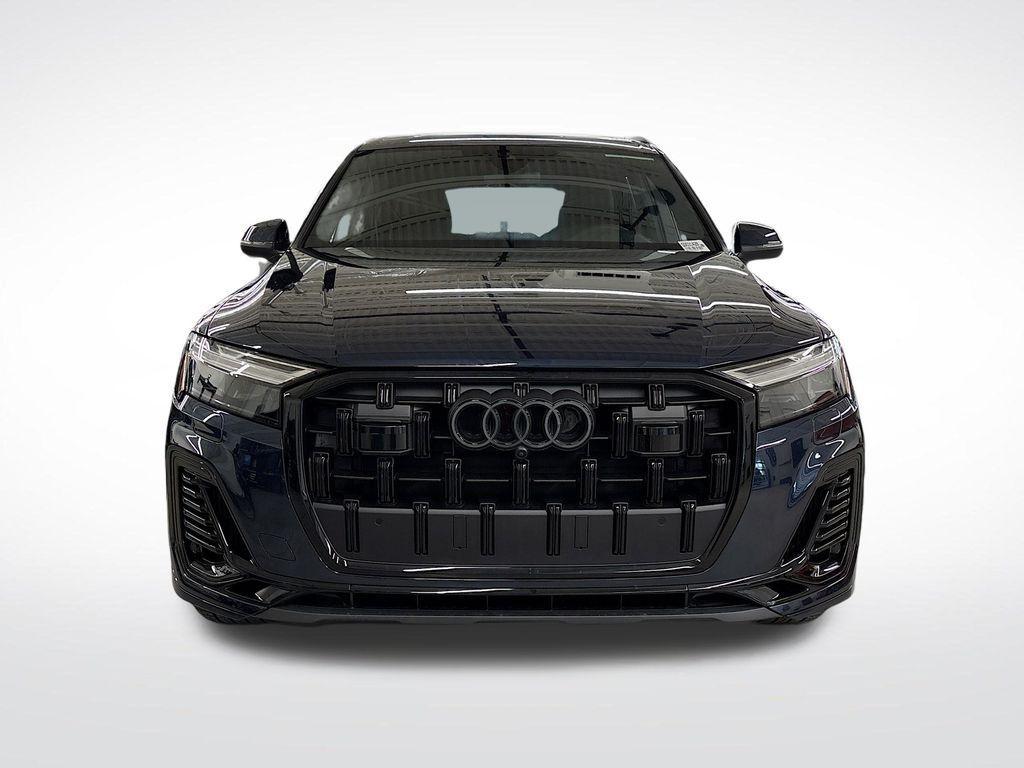 new 2025 Audi Q7 car, priced at $73,805
