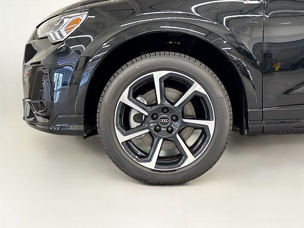 new 2025 Audi Q3 car, priced at $45,200