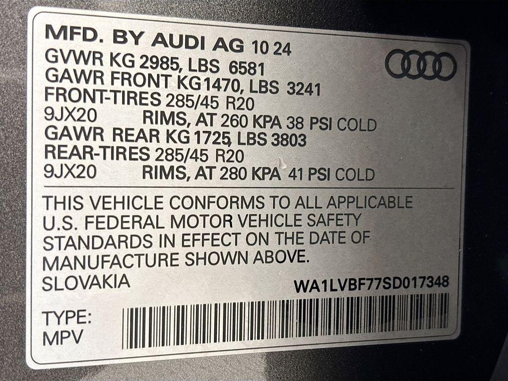 new 2025 Audi Q7 car, priced at $74,520