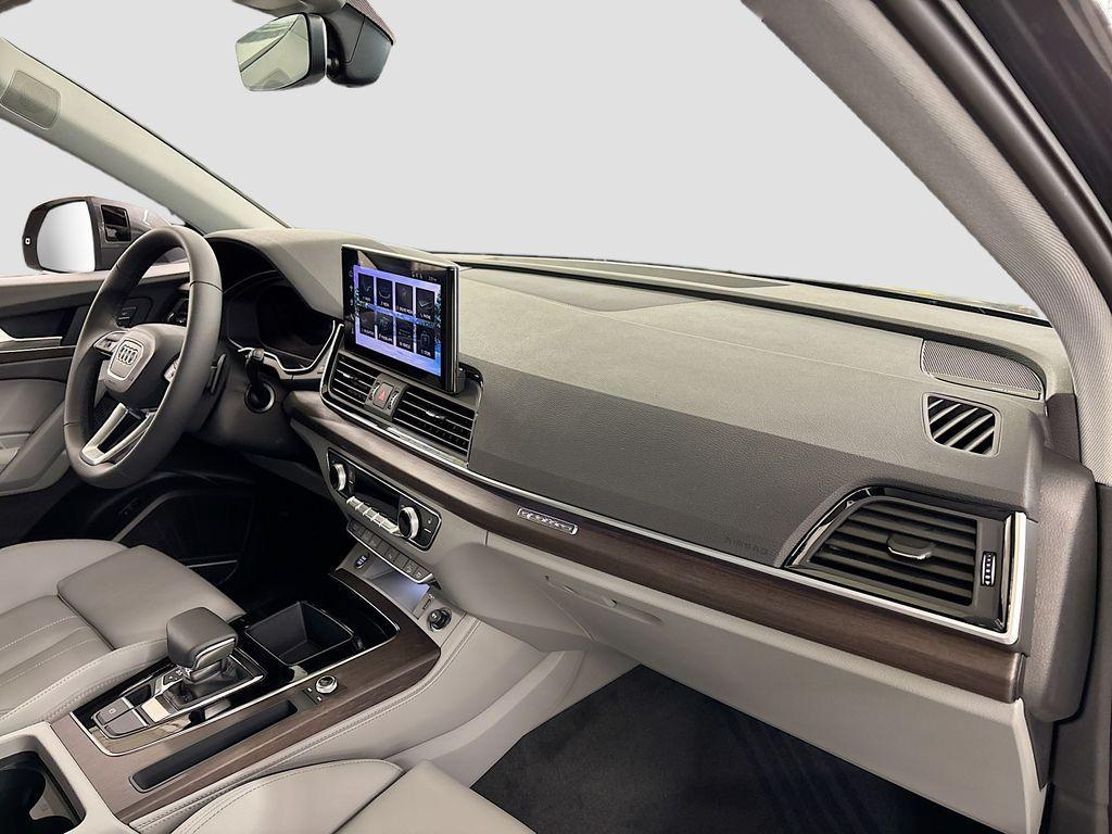 new 2025 Audi Q5 car, priced at $55,790