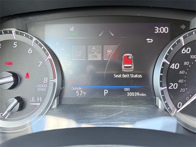 used 2022 Toyota Highlander car, priced at $37,998