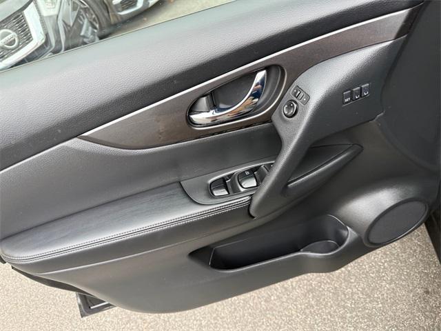 used 2020 Nissan Rogue car, priced at $18,875