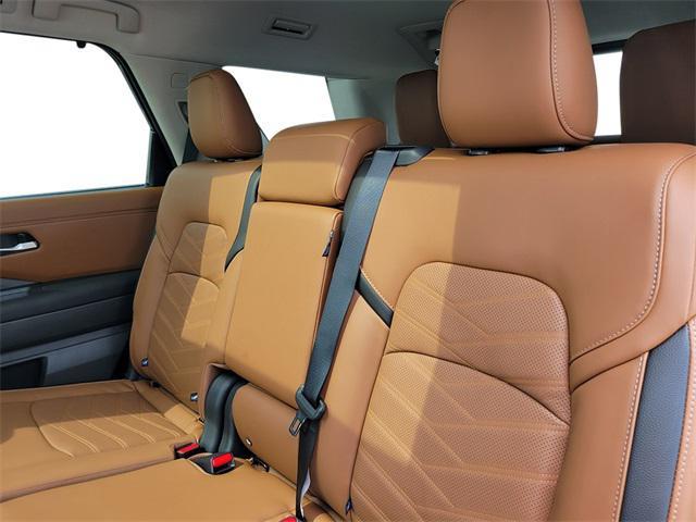 new 2025 Nissan Pathfinder car, priced at $54,655