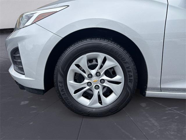 used 2019 Chevrolet Cruze car, priced at $13,874