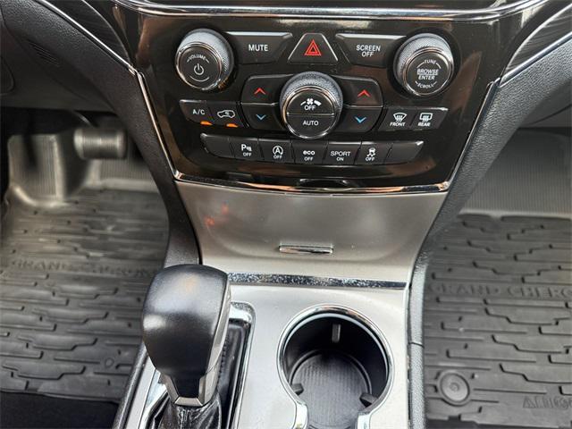 used 2021 Jeep Grand Cherokee car, priced at $26,996