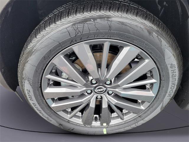 new 2025 Nissan Pathfinder car, priced at $50,300