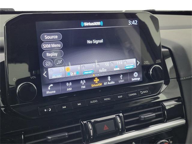 new 2025 Nissan Pathfinder car, priced at $50,300