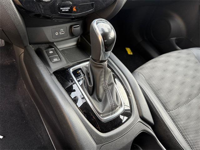 used 2022 Nissan Rogue Sport car, priced at $23,998