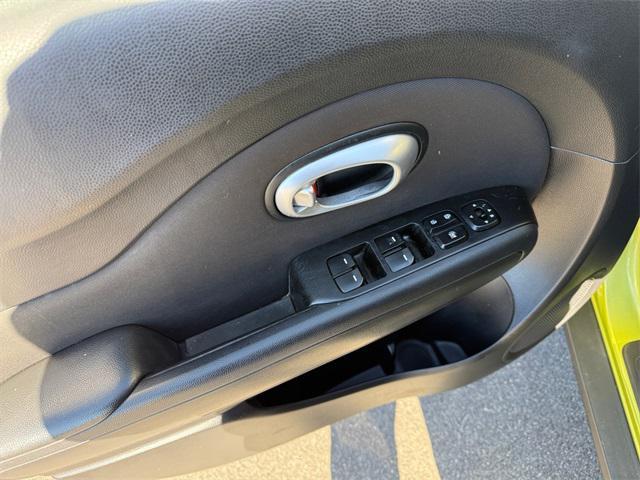 used 2015 Kia Soul car, priced at $9,350