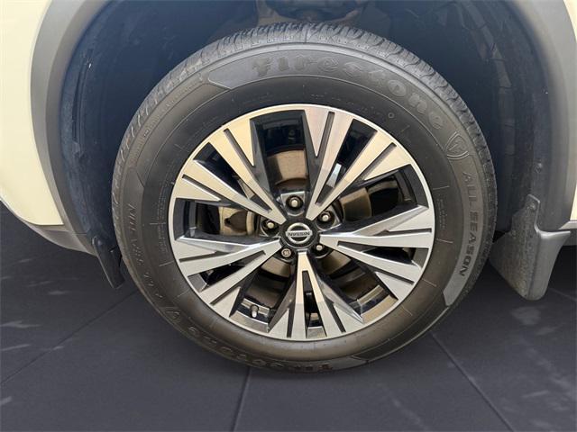 used 2021 Nissan Rogue car, priced at $21,987