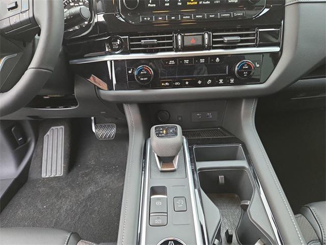 new 2025 Nissan Pathfinder car, priced at $47,735