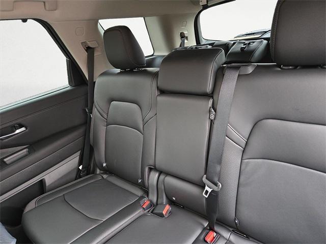 new 2025 Nissan Pathfinder car, priced at $47,735