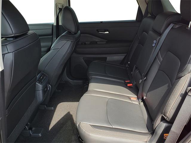 new 2025 Nissan Pathfinder car, priced at $47,735