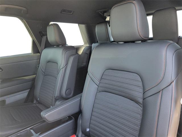 new 2025 Nissan Pathfinder car, priced at $47,620