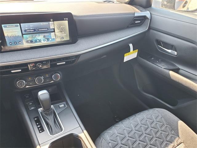 new 2025 Nissan Kicks car, priced at $26,685
