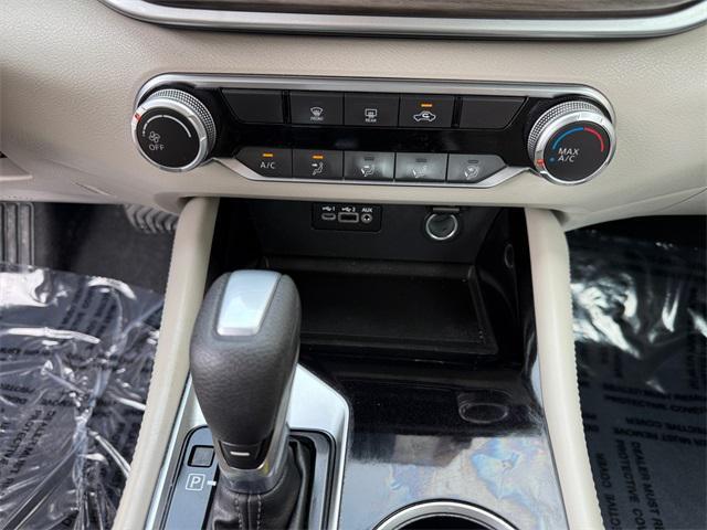 used 2023 Nissan Altima car, priced at $23,998