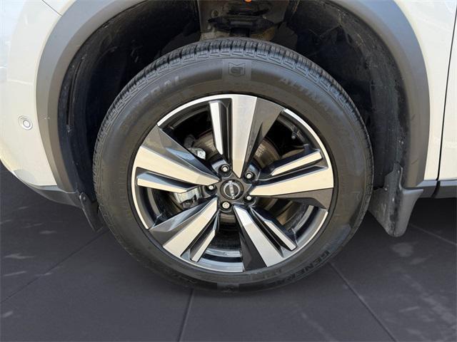 used 2022 Nissan Rogue car, priced at $29,998