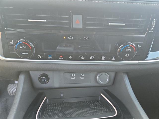 new 2025 Nissan Rogue car, priced at $43,825