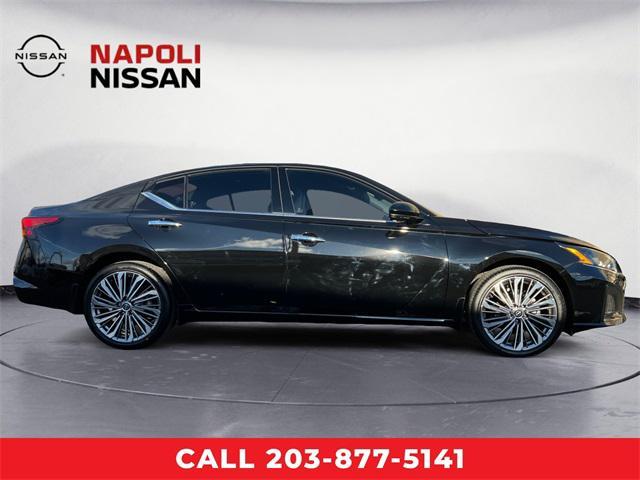 used 2023 Nissan Altima car, priced at $25,821