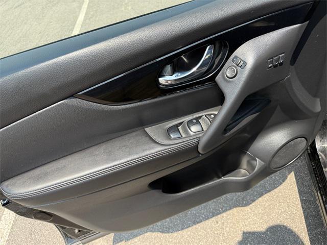 used 2021 Nissan Rogue Sport car, priced at $23,506