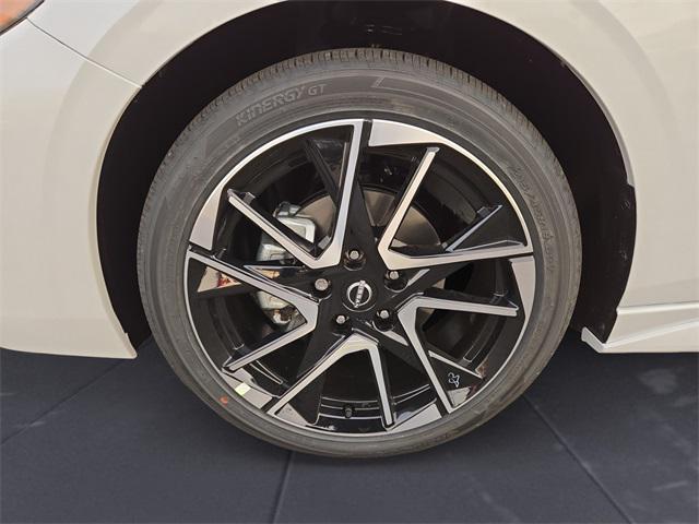 new 2025 Nissan Sentra car, priced at $29,535