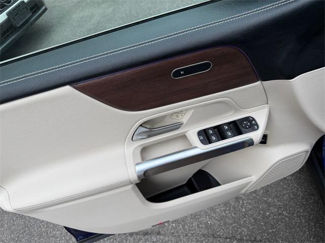 used 2022 Mercedes-Benz GLB 250 car, priced at $28,978