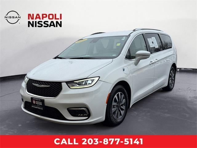 used 2021 Chrysler Pacifica Hybrid car, priced at $24,875