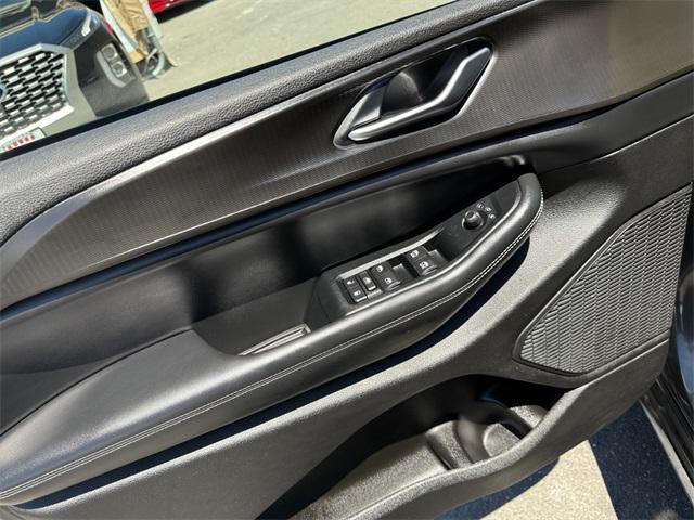 used 2023 Jeep Grand Cherokee car, priced at $28,571