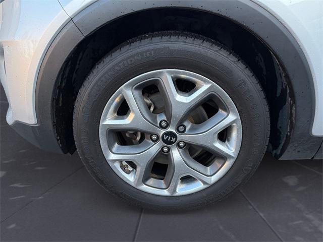 used 2019 Kia Sorento car, priced at $19,366