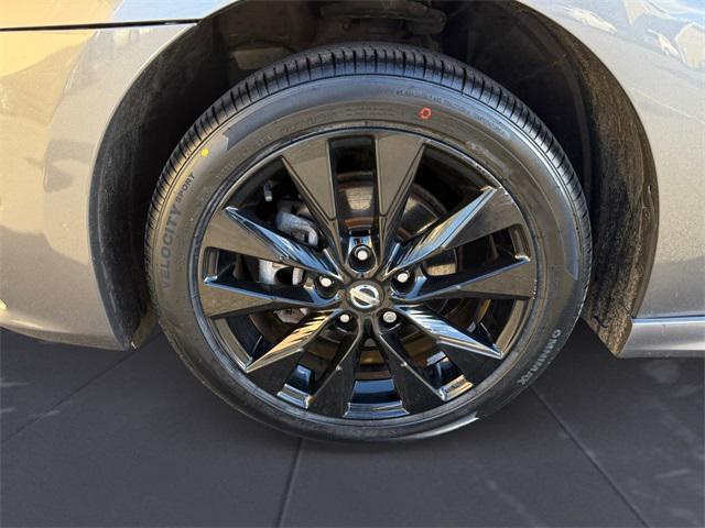 used 2017 Nissan Sentra car, priced at $13,786