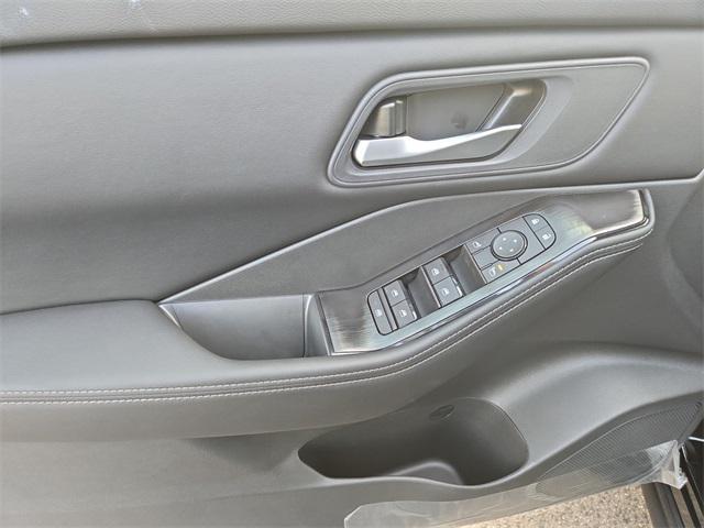 new 2025 Nissan Rogue car, priced at $33,385