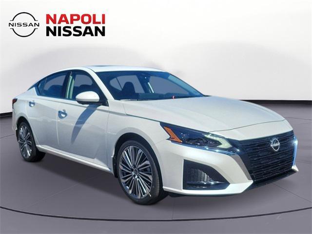 new 2025 Nissan Altima car, priced at $37,745