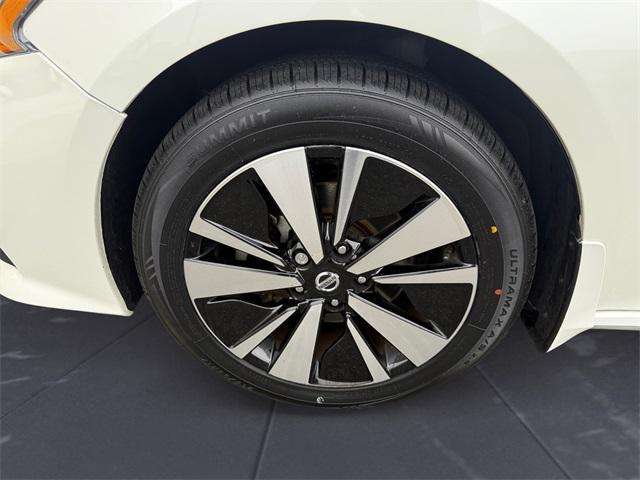 used 2022 Nissan Altima car, priced at $19,998