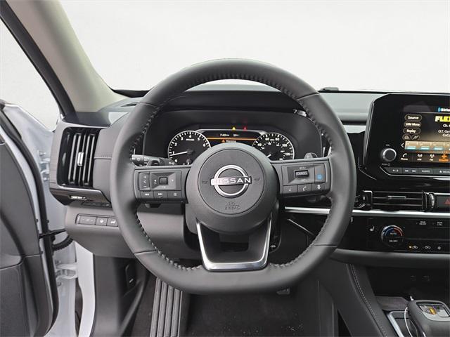 new 2025 Nissan Pathfinder car, priced at $44,225