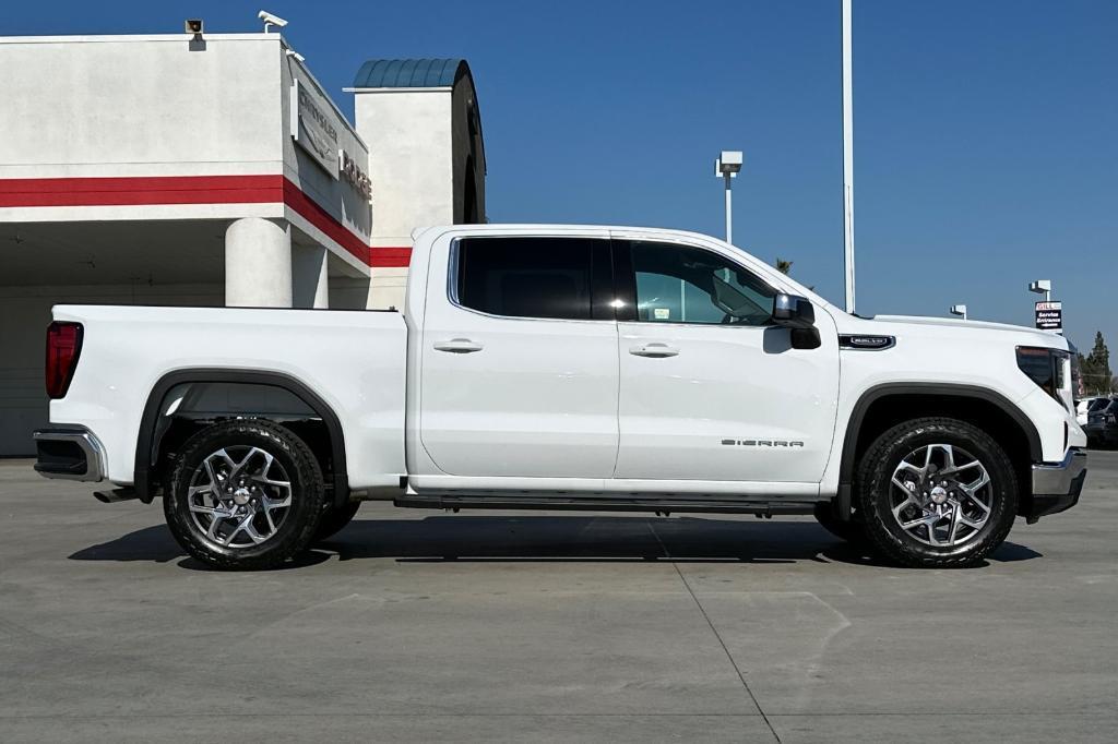 new 2025 GMC Sierra 1500 car, priced at $53,245