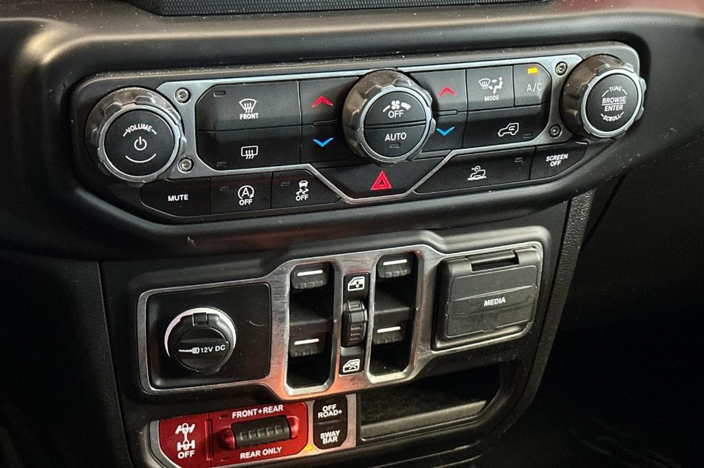 used 2021 Jeep Wrangler Unlimited car, priced at $31,399