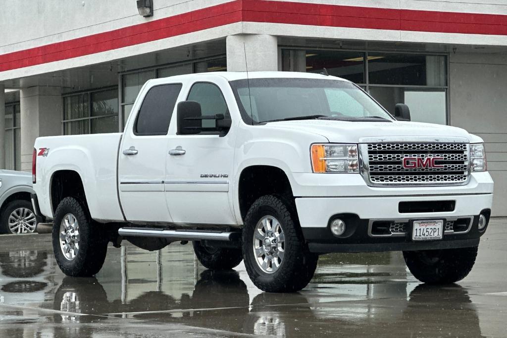 used 2014 GMC Sierra 2500 car, priced at $28,980