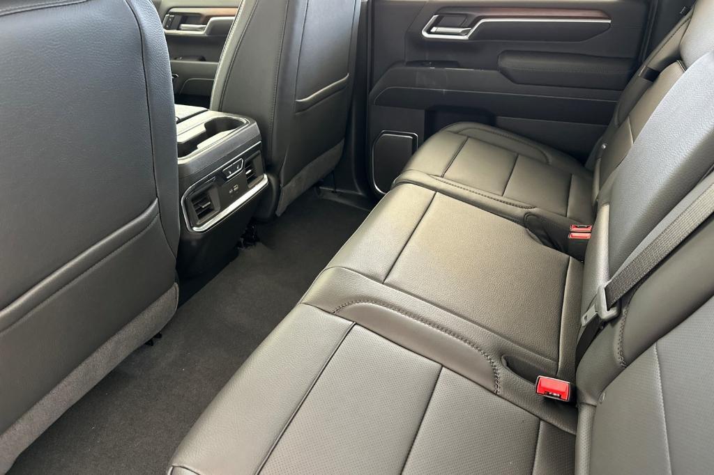 new 2025 GMC Sierra 2500 car, priced at $87,965