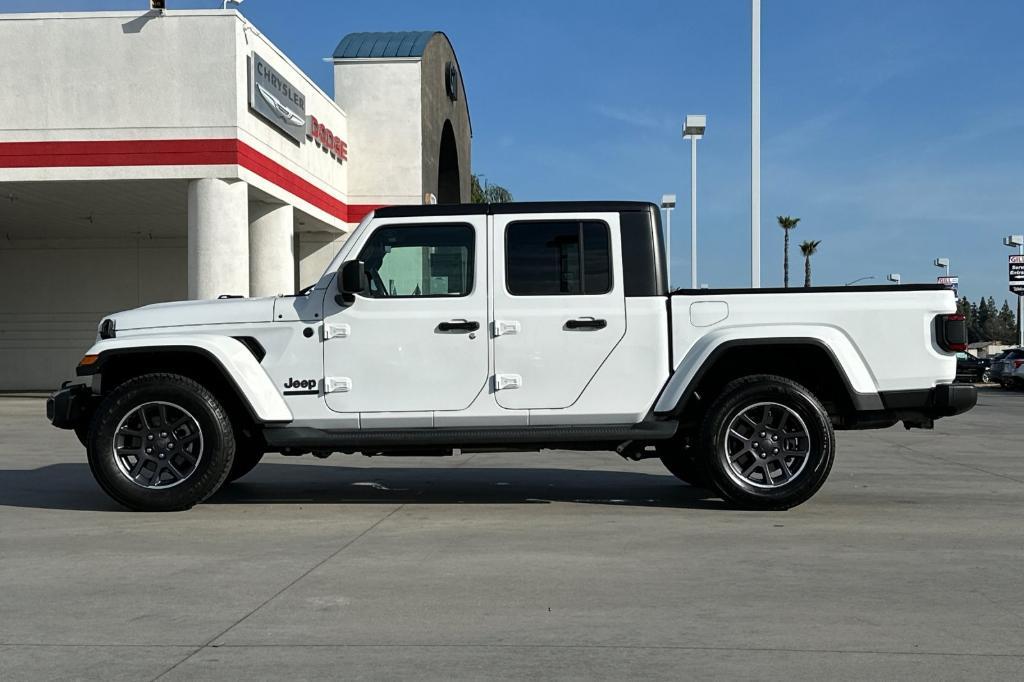 used 2021 Jeep Gladiator car, priced at $31,248