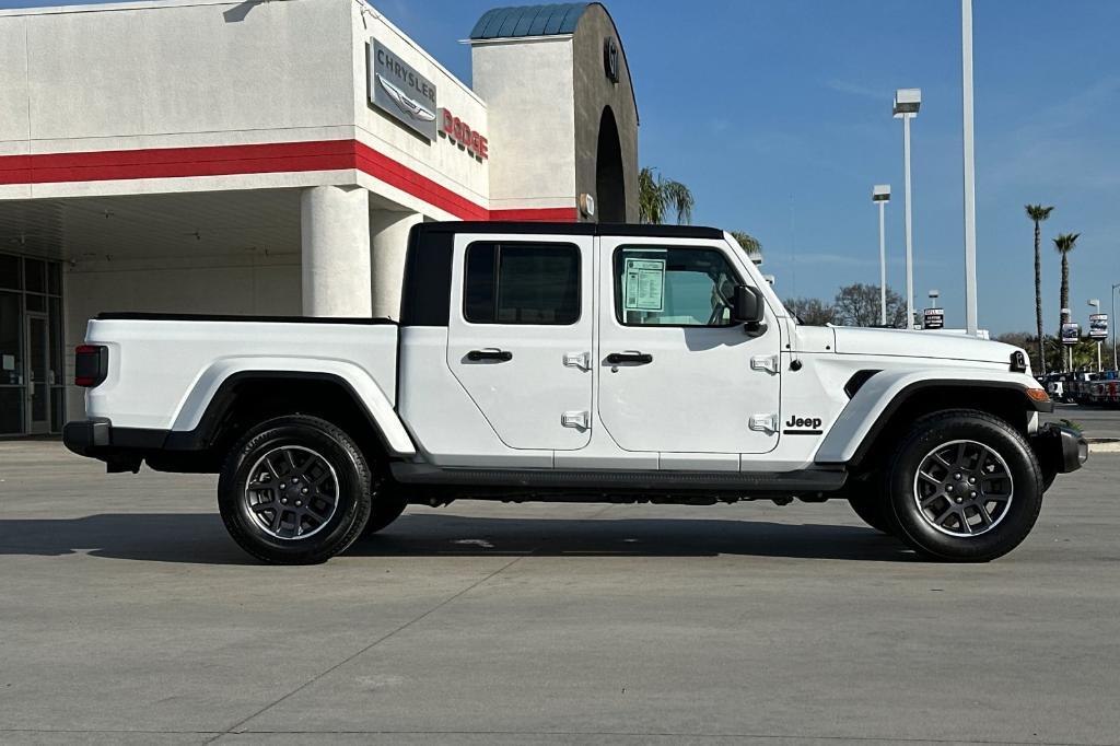 used 2021 Jeep Gladiator car, priced at $31,248